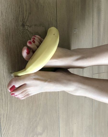下面带仙女棒一天是什么体验-高清影视高清在线观看