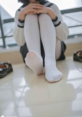 97超碰人人澡人人看日日摸-未删减版有字幕完整版