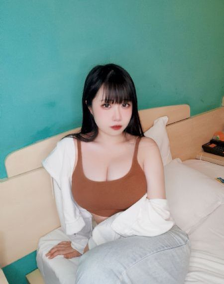 亚洲中文欧美日韩在线卡-免费电影免费观看超清