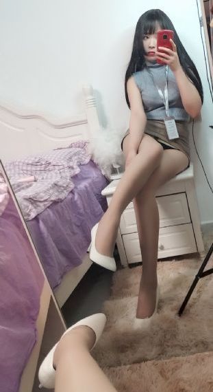 欧美艳星NIKKI激情办公室-吉吉电影老版国语字幕