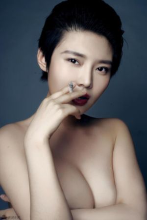清纯女被强行糟蹋h-清晰版国产在线视频