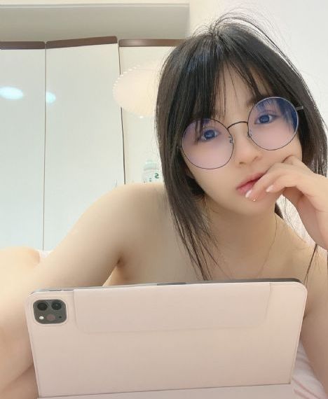 色妞亚洲欧美在线-午夜剧场免费播放