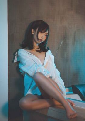 欧美日韩V国产在线-清晰版国语迅雷下载